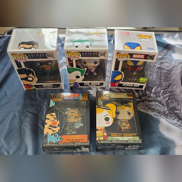 Dc/Marvel Funko Lot + - Picture 1 of 5